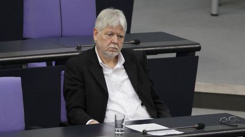 Germaniyada o‘lka vaziri xizmat avtomobilidan shaxsiy maqsadda foydalangani uchun iste’foga chiqdi