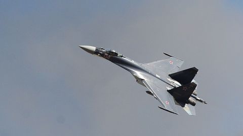 АҚШ разведкачи самолёти Россия қирувчиси томонидан тўхтатиб қолинди