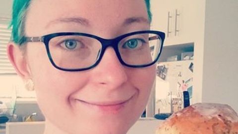 Avstraliyalik qiz tug‘ilgan kuni munosabati bilan restoranlarda bir hafta bepul ovqatlandi