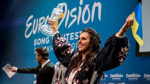 Erdo‘g‘on “Yevrovideniye” tanlovida g‘olib bo‘lgan ukrainalik qo‘shiqchini shaxsan tabrikladi