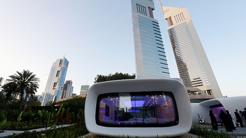БААда дунёда биринчи марта 3D-принтер ёрдамида офис биносини яратишди (фото)