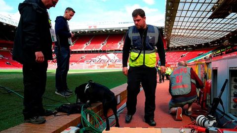 “Old Trafford” stadionida topilgan shubhali paket o‘quv moslamasi bo‘lib chiqdi