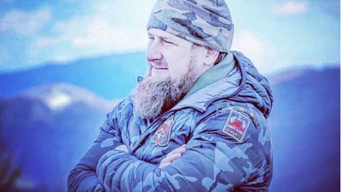 Рамзан Қодиров унинг устидан шикоят қилган киши ўз уйини ўзи ёқиб юборганини айтди