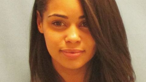 Twitter foydalanuvchilari eng chiroyli mahbus qizni aniqladi