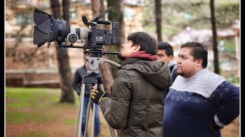 Режиссёр Жаҳонгир Аҳмедов ўз онаси ҳақида «Нон» деб номланган фильм суратга олади