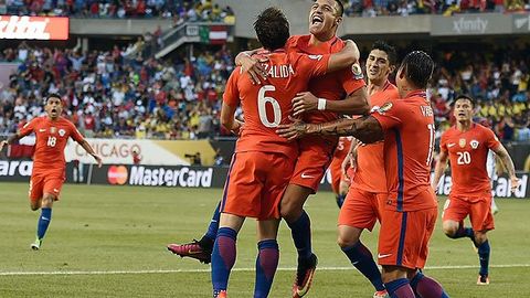 Amerika Kubogi–2016. Kolumbiyani mag‘lubiyatga uchratgan Chili termasi finalda Argentina bilan kuch sinashadi (video)