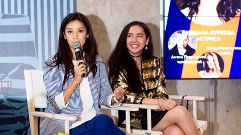 Ravshana Kurkova ilk Instagram-sitkomda suratga tushdi