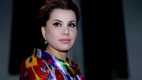 Yulduz Usmonova Shanxay hamkorlik tashkiloti sammitiga bag‘ishlab qo‘shiq kuyladi (video)