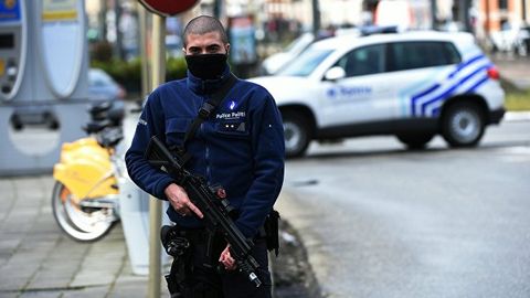 Bryusseldagi savdo markazi portlash xavfi tufayli evakuatsiya qilindi