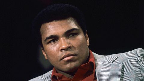 Муҳаммад Али 10 июнь куни Луисвиллда дафн этилади