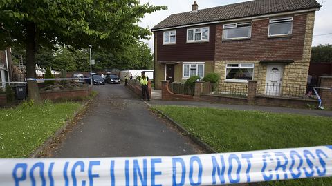 Buyuk Britaniya bosh vaziri deputat Jo Koksning o‘ldirib ketilishini fojia deb atadi