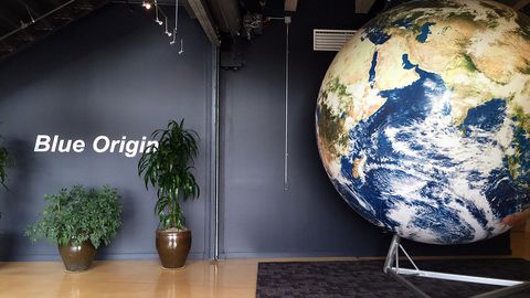 Blue Origin компанияси New Shepard космик кемасини яна бир марта синовдан ўтказди