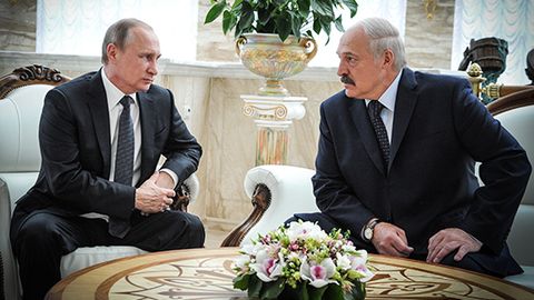 Putin to‘yib uxlamasligidan nolidi