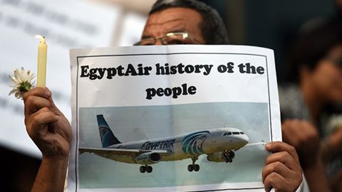 O‘rtayer dengizida EgyptAir aviakompaniyasining A320 samolyoti bo‘laklari topildi