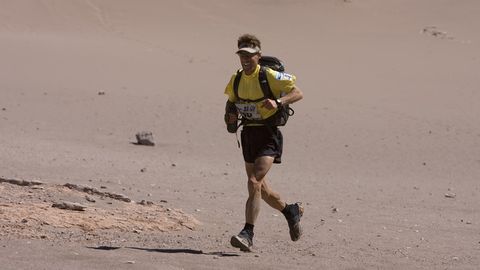 Ultra-marafonchi Din Karnasis O‘zbekistondan yugurib o‘tadi