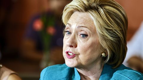 FQB AQShning Pokistondagi “dronlari” haqidagi Klintonning maxfiy yozishmalarini tekshirmoqda