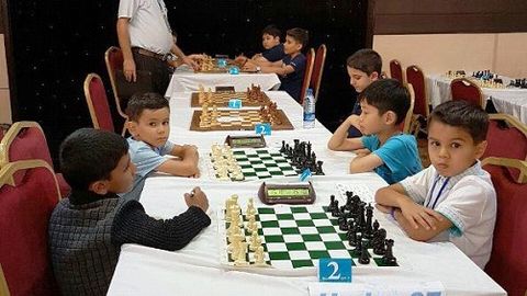 Aka-uka Sindarovlarning uchinchisi Osiyo chempionligini qo‘lga kiritdi