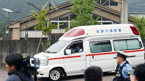 Yaponiyada pichoq bilan qurollangan erkak imkoniyati cheklanganlar uyida 19 kishini o‘ldirdi