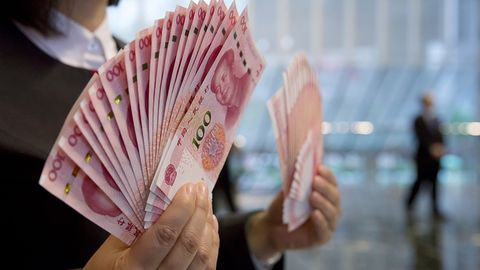 Xitoyda milliy valyuta kursi 2010-yil noyabrdagi minimumgacha pasaytirildi