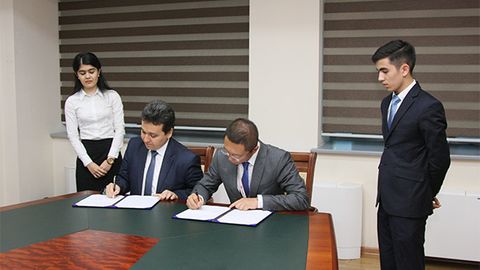 Huawei Тошкентдаги Инҳа университети билан ҳамкорлик меморандумини имзолади