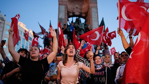 Turkiya rasmiylari mamlakat ustidan nazorat tiklanganini ma’lum qildi