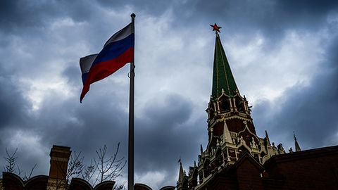 Европалик дипломатлар Россияга қарши санкцияларнинг бир қисми 2017 йилда бекор қилиниши мумкинлигини айтди