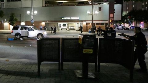 Dallasdagi otishmada qo‘lga olingan gumonlanuvchi shahar ichida bombalar o‘rnatilganini ma’lum qildi