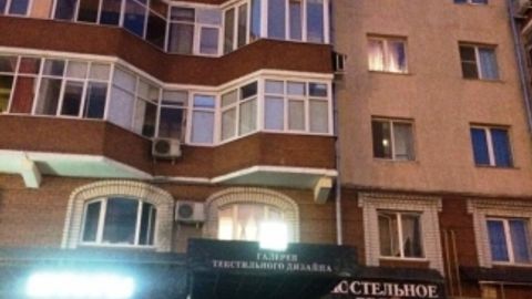 Qozonda 12 yoshli falaj qiz yettinchi qavatdan tushib ketib, omon qoldi