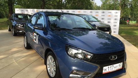 «АвтоВАЗ» илк бор Lada Vesta электрокарининг прототипини намойиш қилди
