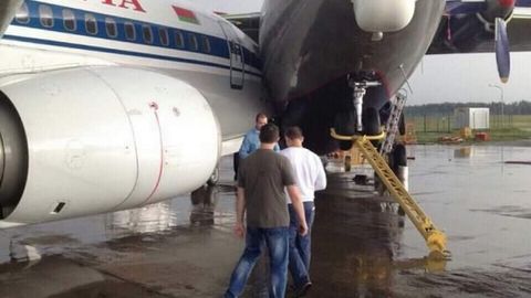 Minsk aeroportida tabiiy ofat tufayli 8 samolyot shikastlandi