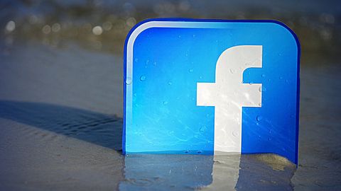 Facebook reklamani majburiy tarzda namoyish etishi ma’lum qilindi