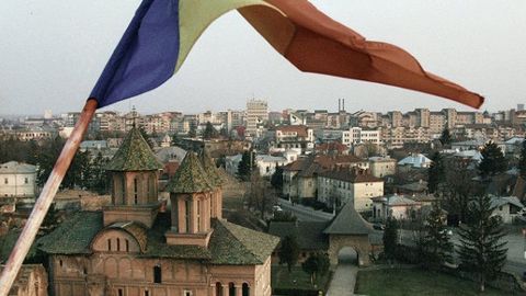 Ruminiyada qirolicha Annaning dafn marosimi bo‘lib o‘tdi