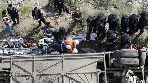 Xitoy sharqida avtobus ag‘darilib, 5 kishi halok bo‘ldi