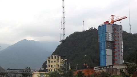 Хитой илк 3G мобил алоқа сунъий йўлдошини орбитага олиб чиқди