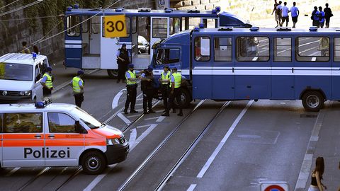 Politsiya Shveysariyadagi poyezdga uyushtirilgan hujumni terakt deb hisoblamaydi
