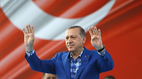 Turkiya prezidenti Isroil bilan munosabatlarni yaxshilash haqidagi kelishuvni imzoladi