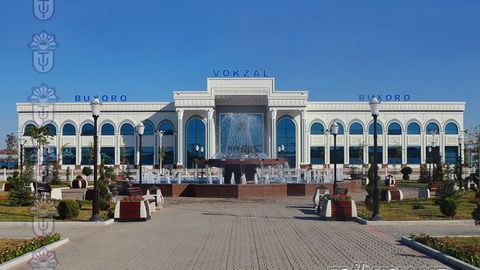 Toshkent – Buxoro yo‘nalishida “Afrosiyob” tezyurar poyezdining ilk qatnovi amalga oshirildi