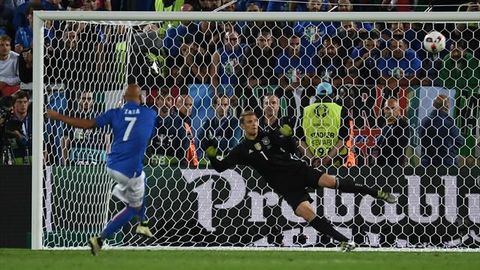 Yevro—2016 chorak finalidagi noaniq penaltisi bilan Italiyani qoldirib yuborgan Dzaza “Vest Hem” a’zosiga aylandi
