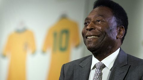 Pele Olimpiada mash’alasini yoqish uchun rasman taklif olganini ma’lum qildi