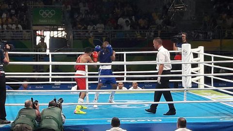 Boks. Bahodir Jalolov Rio—2016 dagi birinchi jangida raqibini nokautga uchratdi