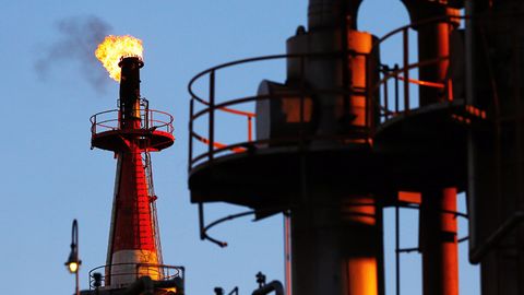 Brent turidagi neftning bir barreli narxi 48,42 dollarni tashkil etdi