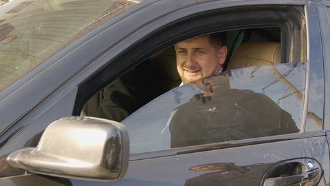 Rim papasidan Ramzan Qodirovgacha: yo‘l harakati qoidalarining yuqori mansabli qoidabuzarlari