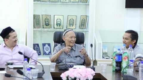 Abdulla Oripov: Shayx Muhammad Sodiq janoblari yuz-ikki yuz yilda bir keladigan insonlardan edi