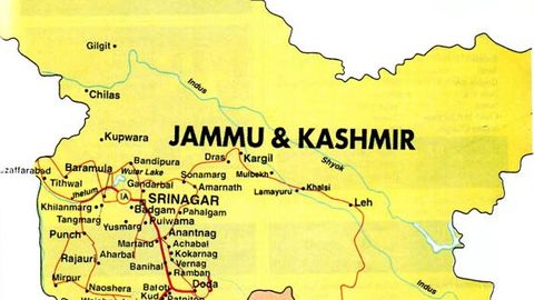 Jangarilar Hindiston shimolidagi armiya blokpostiga hujum qildi