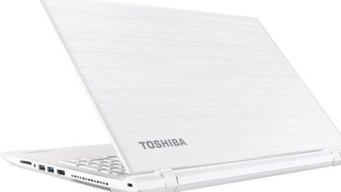 “Malika” savdo markazida sotilayotgan noutbuklar narxi e’lon qilindi