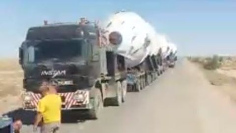 Video: Tollimarjondagi megaloyiha — bug‘-gaz elektr stansiyasining 400 tonnalik gaz turbinalari O‘zbekistonga yetib keldi