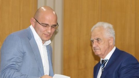 O‘zbekiston bayrog‘i ostida uch karra Olimpiada chempioni bo‘lgan Artur Taymazov Rossiya Davlat Dumasi deputati etib saylandi