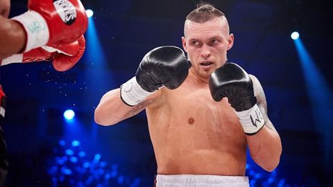 Ukrainalik bokschi Aleksandr Usik WBO versiyasi bo‘yicha yangi jahon chempioni bo‘ldi