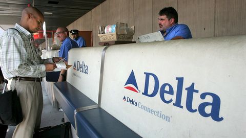 АҚШ расмийлари 8 авиакомпанияга Кубага парвозларни амалга оширишга рухсат берди