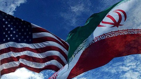 ОАВ: АҚШ ўз фуқаролари озод этилиши эвазига Эрон банкларига қарши санкцияларни бекор қилди